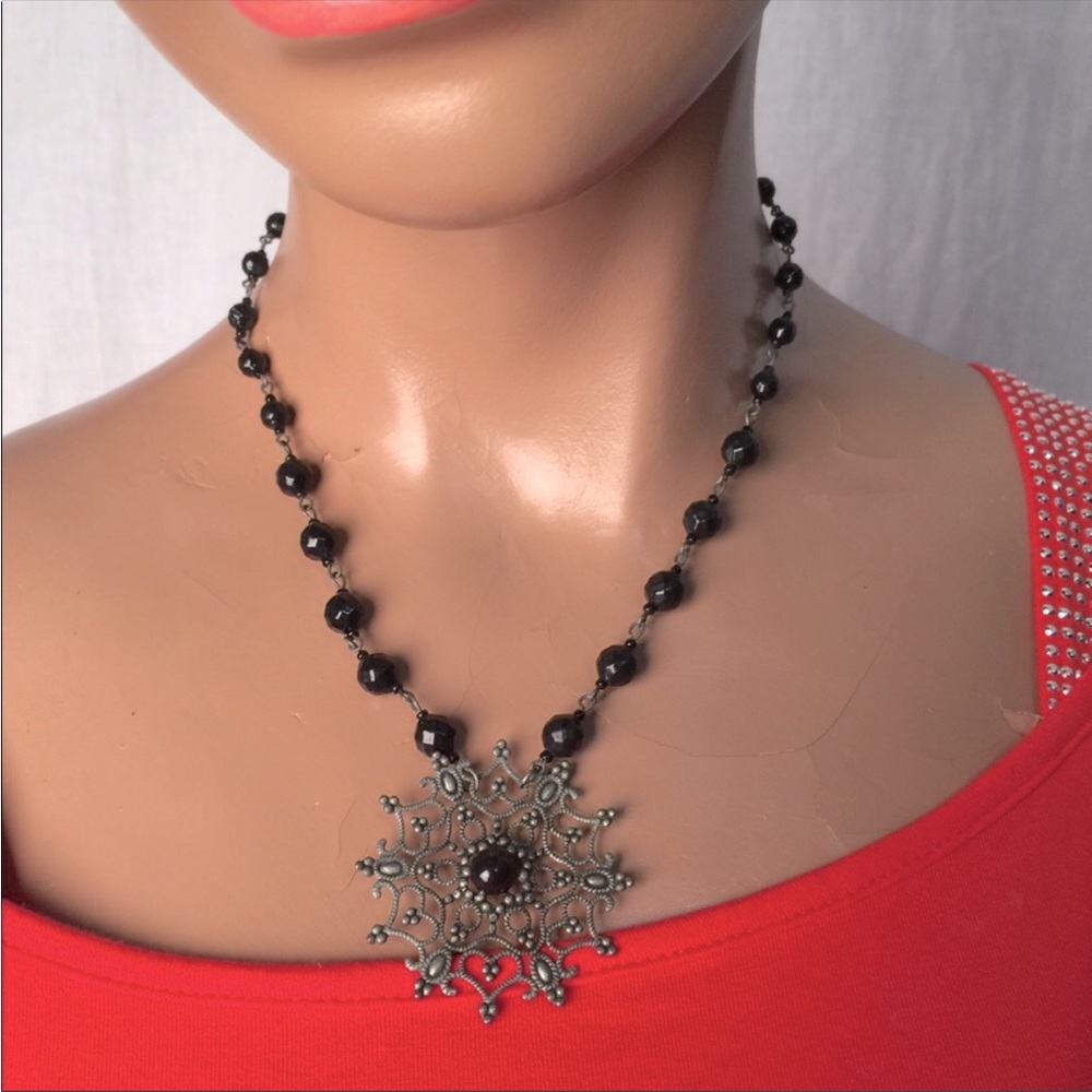 Black aged hardware necklace